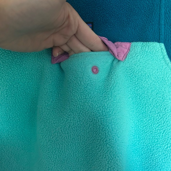 Patagonia Women's Synchilla Turquoise and Purple Snap-T Fleece Pullover - Picture 10 of 11